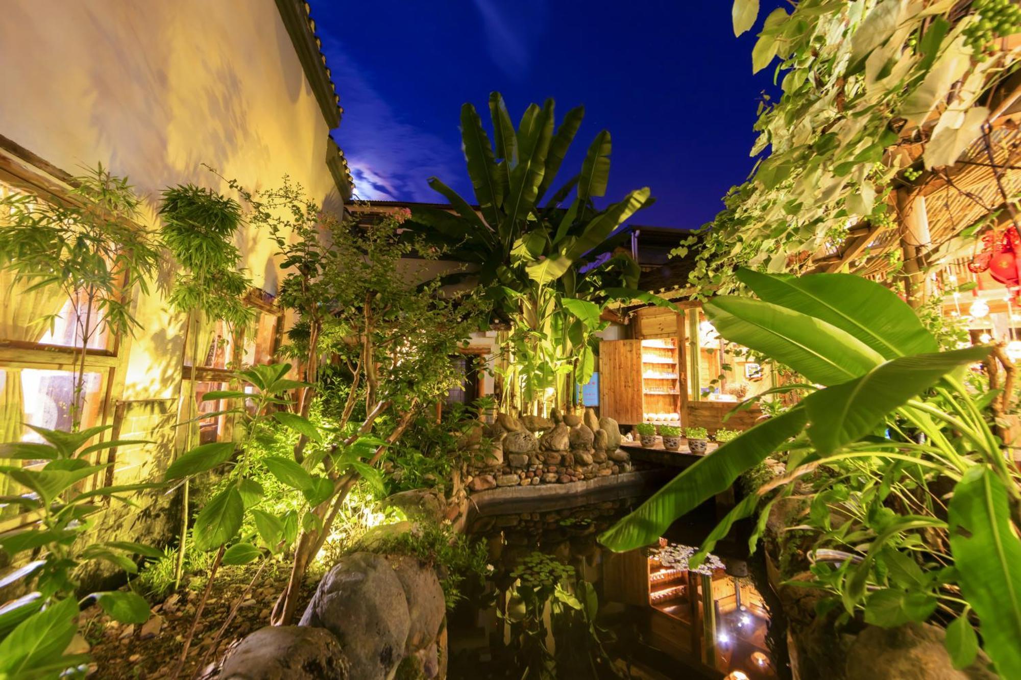 Butterfly Flowers Inn Чжанцзяцзе Экстерьер фото